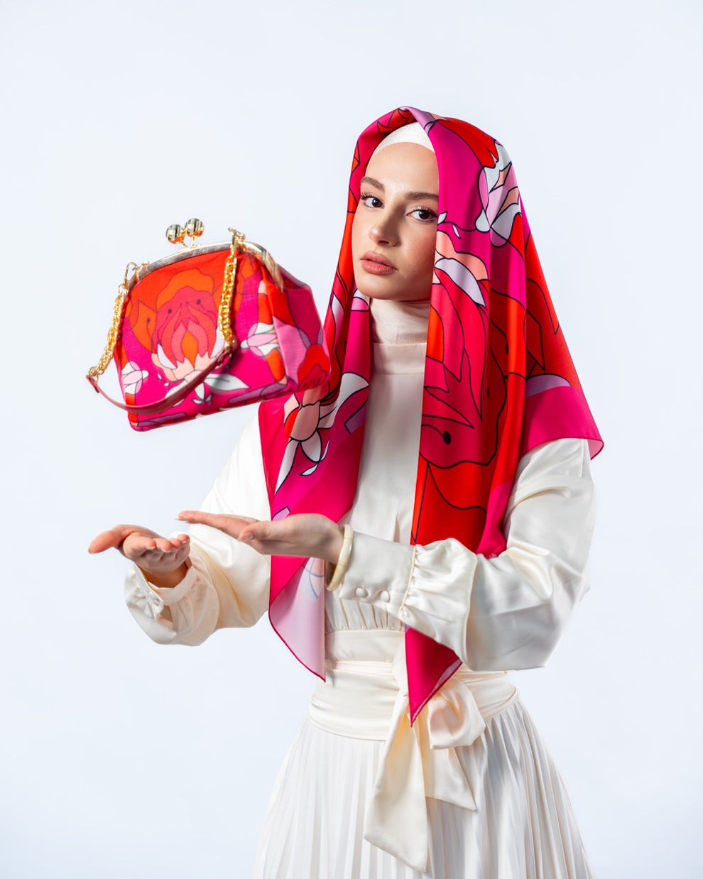 RED ORCHID BAG